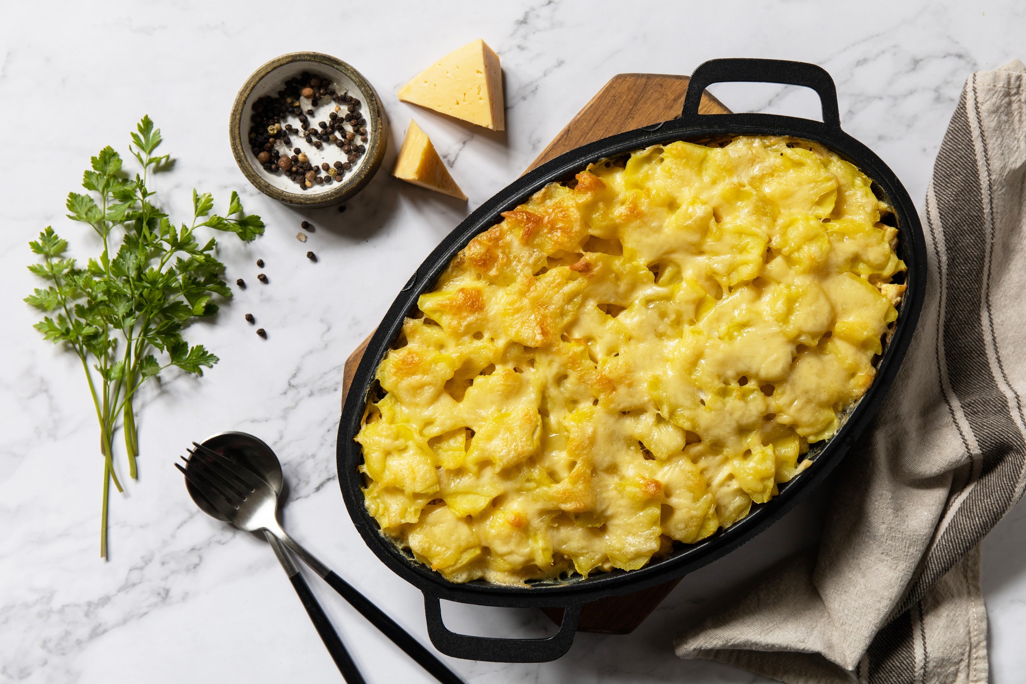 Healthy casserole or gratin with cream, gratin dauphinois