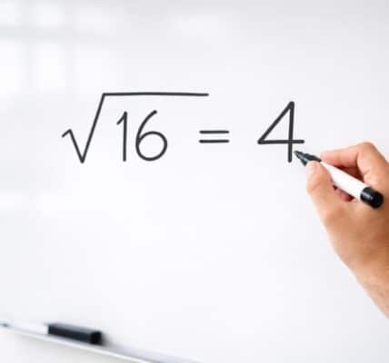 apprenez à calculer facilement la racine carrée de 16 avec notre méthode simple et rapide, adaptée à tous les niveaux.