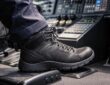 découvrez comment choisir le meilleur équipement pour pied de pilote en alliant confort et ergonomie afin d'améliorer vos performances de conduite.