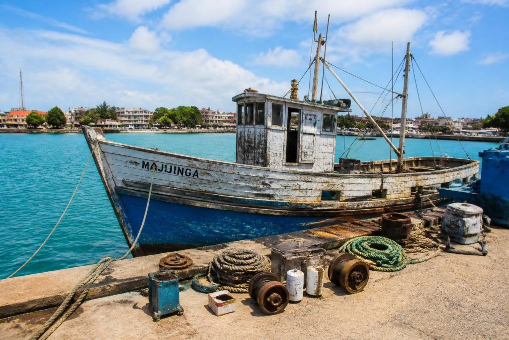 découvrez nos bateaux à vendre à majunga avec un état réel garanti et un approvisionnement fiable en pièces détachées pour assurer leur entretien et maintenance.