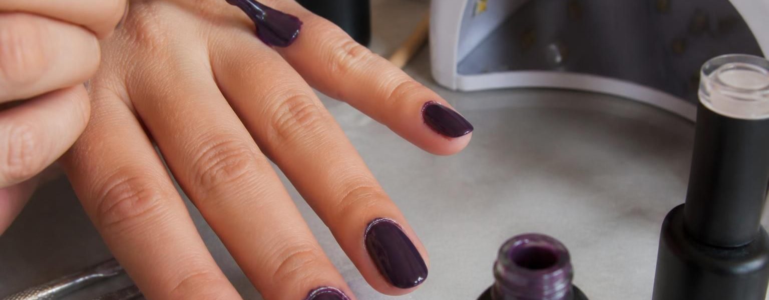 découvrez les erreurs fréquentes à éviter lors de l'application du vernis gel uv pour un résultat parfait et durable.